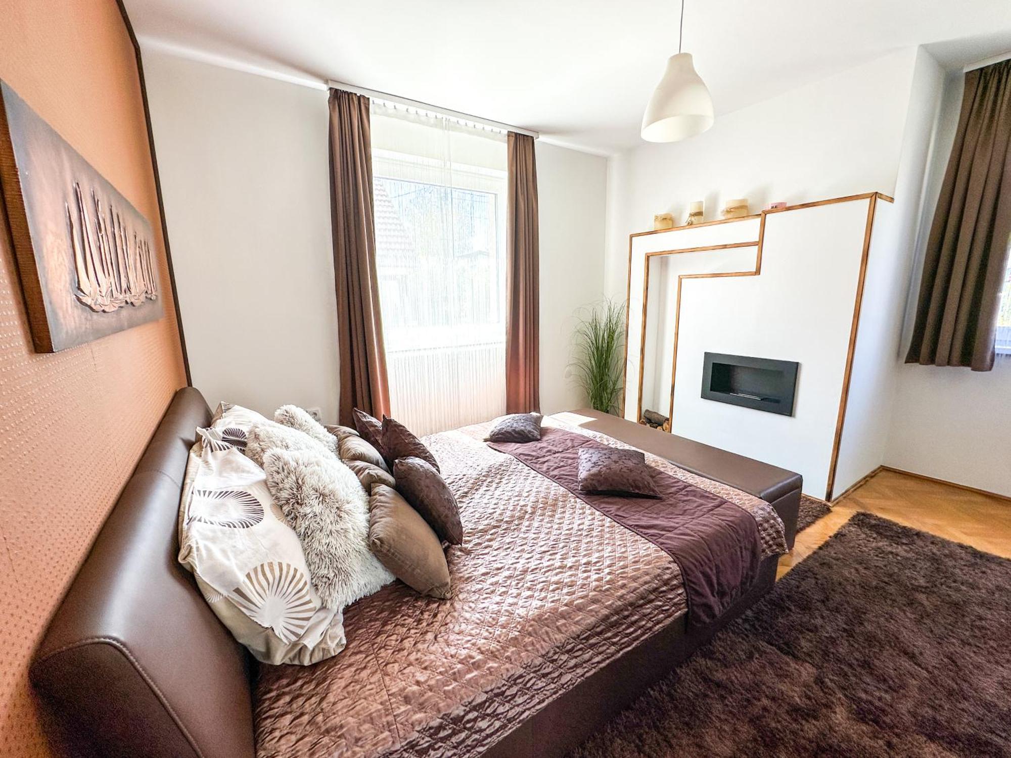 Aranyeso Apartmanhazak No.1 Balatonalmadi Bagian luar foto
