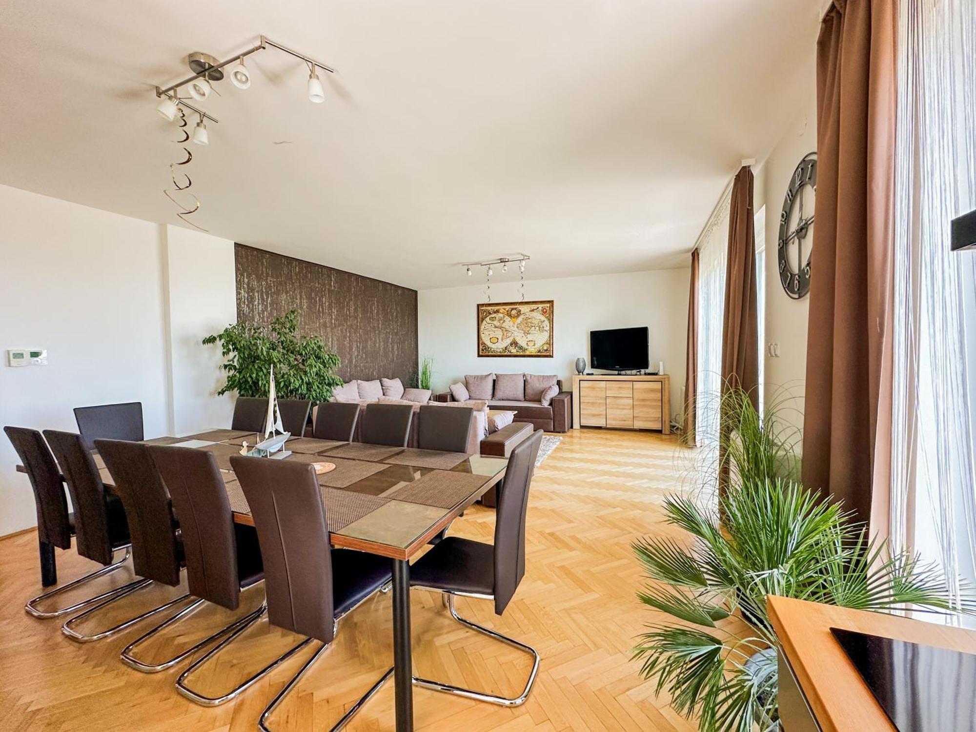 Aranyeso Apartmanhazak No.1 Balatonalmadi Bagian luar foto